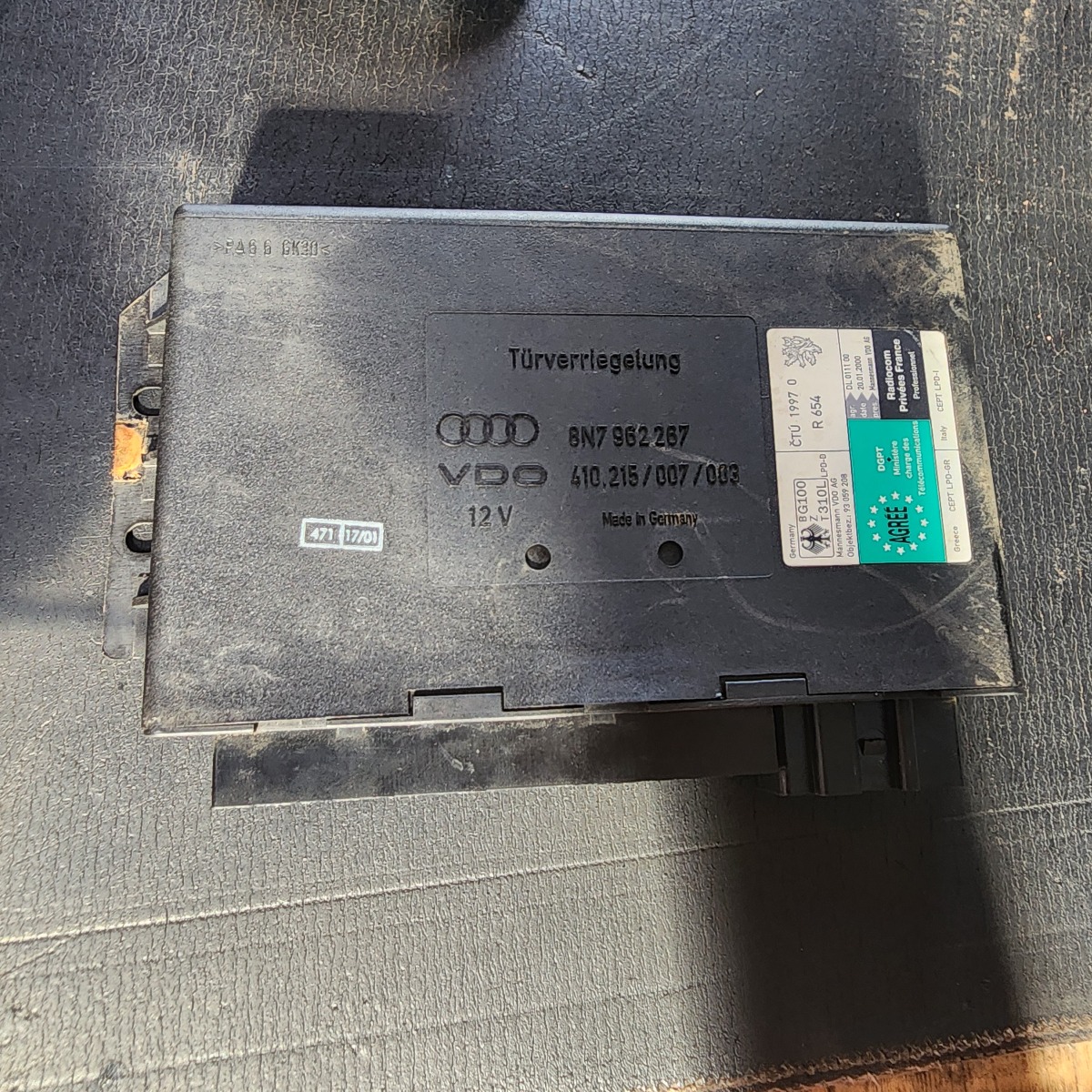 TT CENTRAL LOCKING CONTROL UNIT