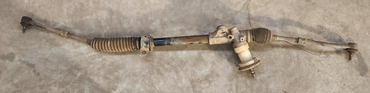 ACCENT STEERING RACK