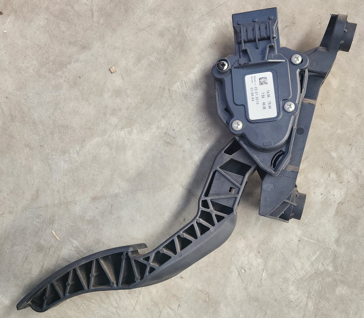 ACCENT ACCELERATOR PEDAL