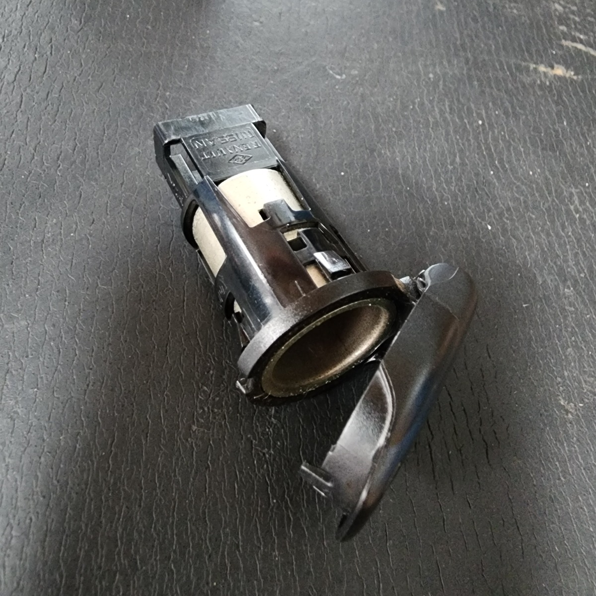 KOLEOS 2 SIGARET LIGHTER