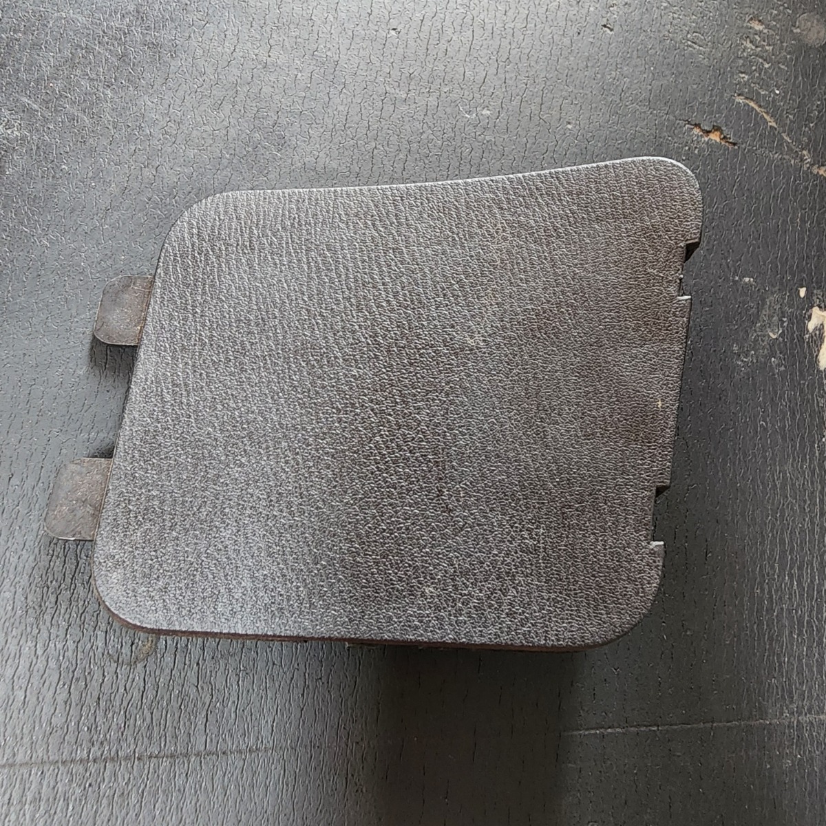 3 LEFT REAR TAILGATE SERVICE COVER