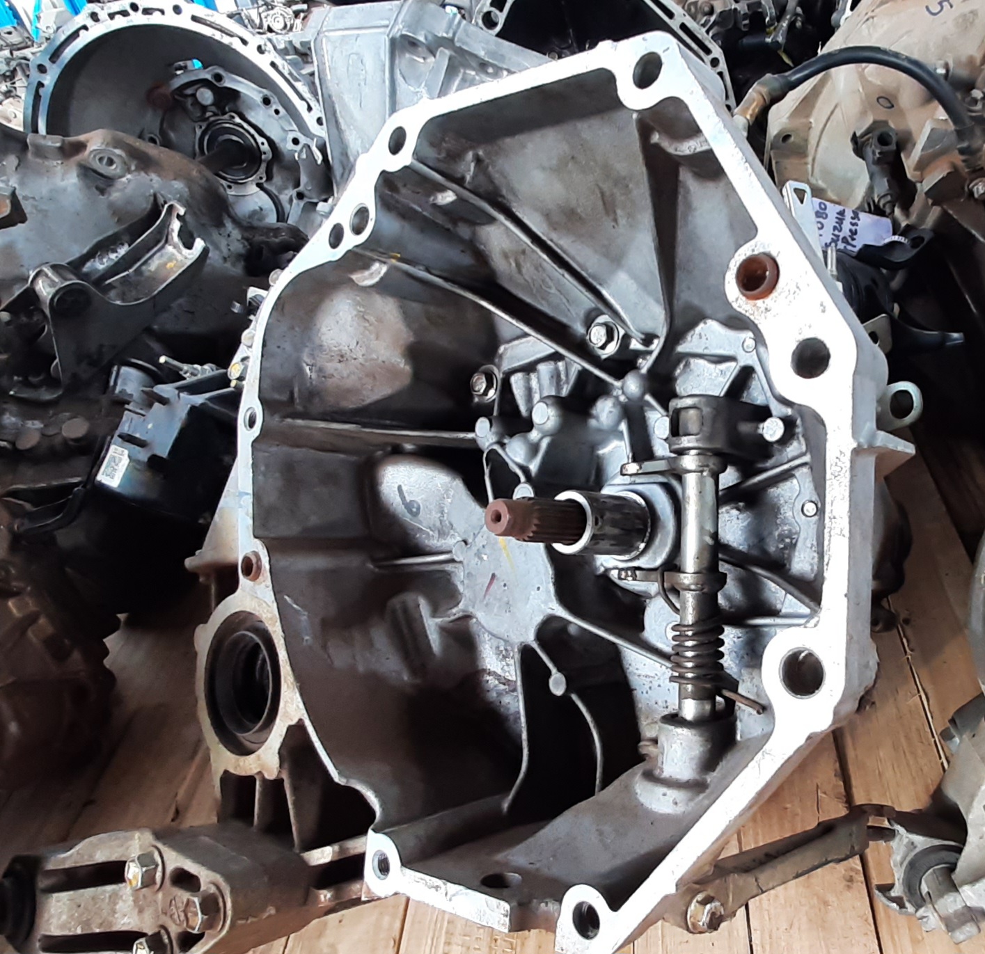 S-PRESSO 1.0 GL MANUAL GEARBOX