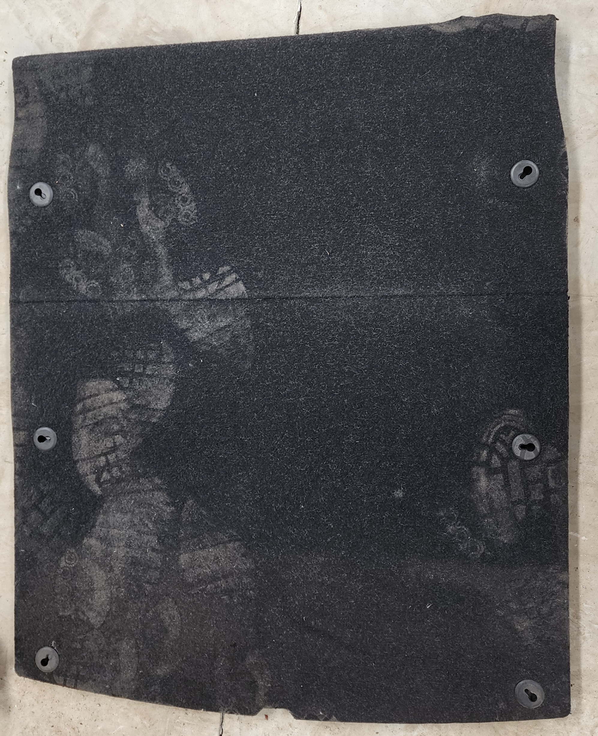 F22 REAR BOOT FLOOR CARPET