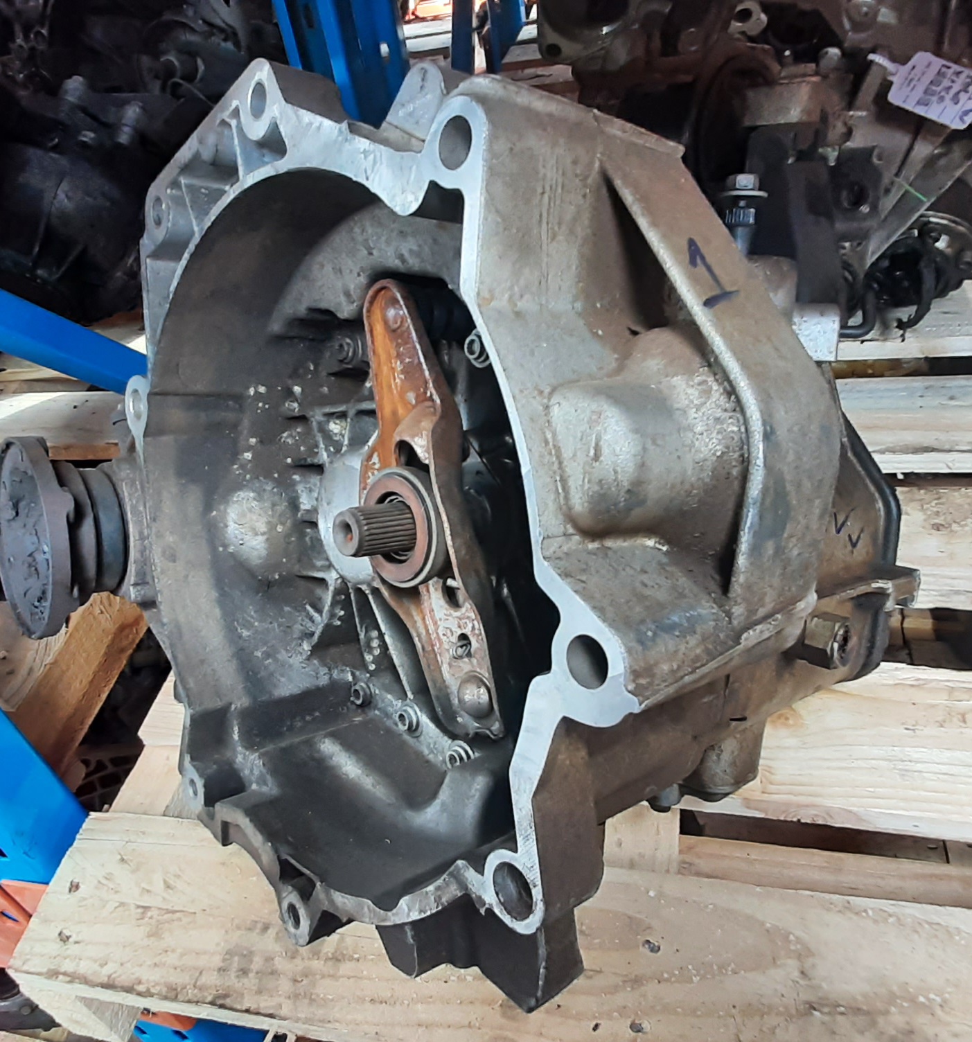 POLO VIVO 1.4 MANUAL GEARBOX