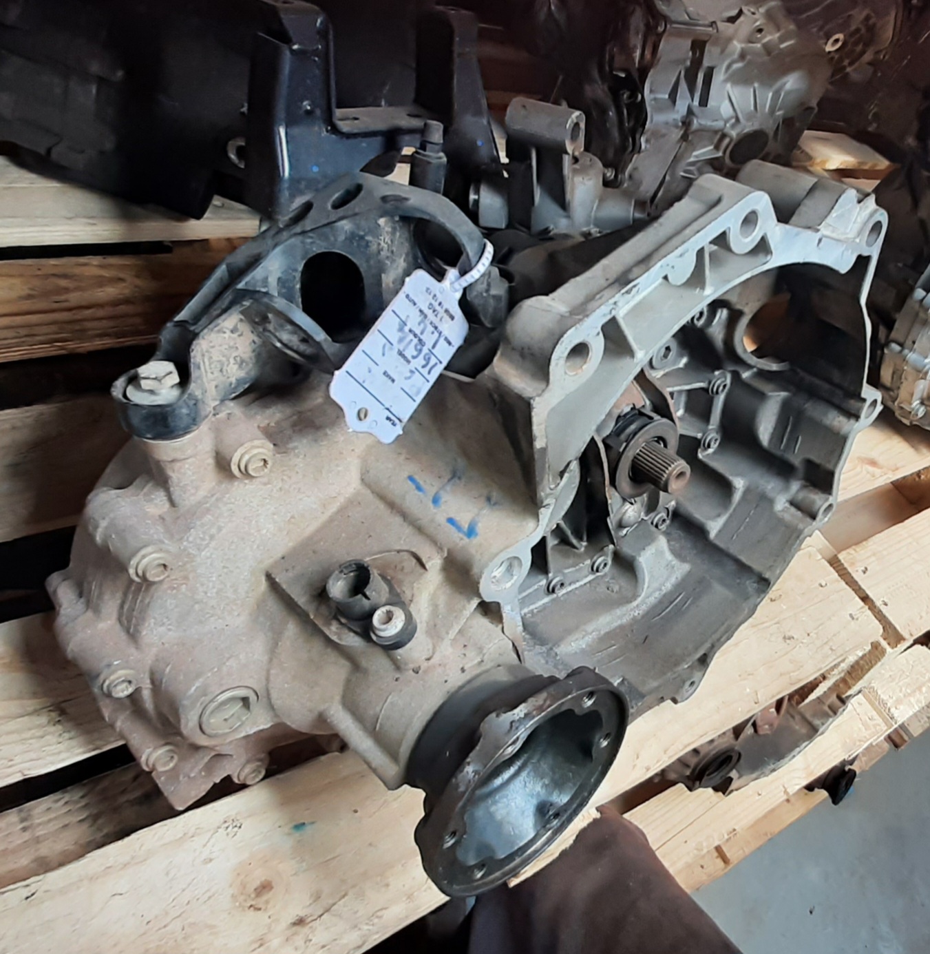 POLO VIVO 1.4 MANUAL GEARBOX