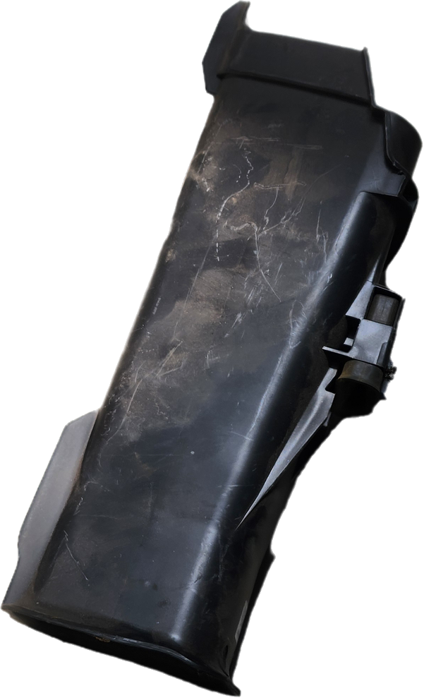 G82 G83 INTAKE DUCT RIGHT