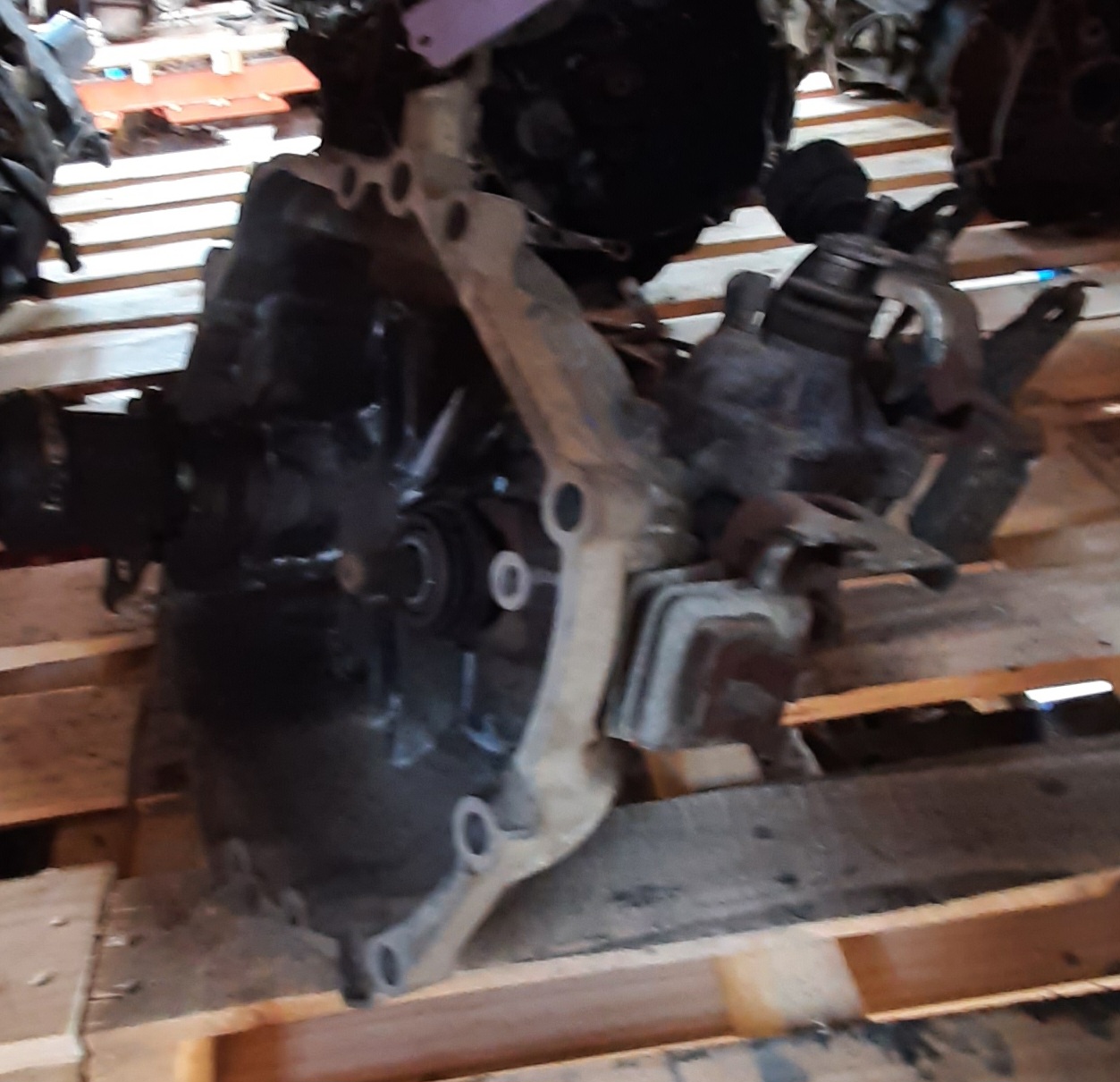 ETIOS 1.5 Xs MANUAL GEARBOX