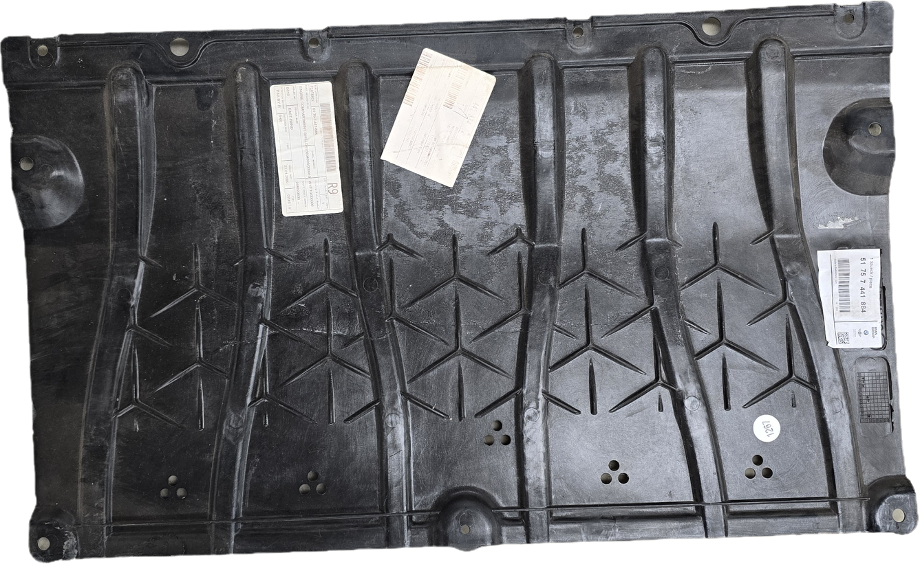 Z4 FRONT LOWER ENGINE COVER