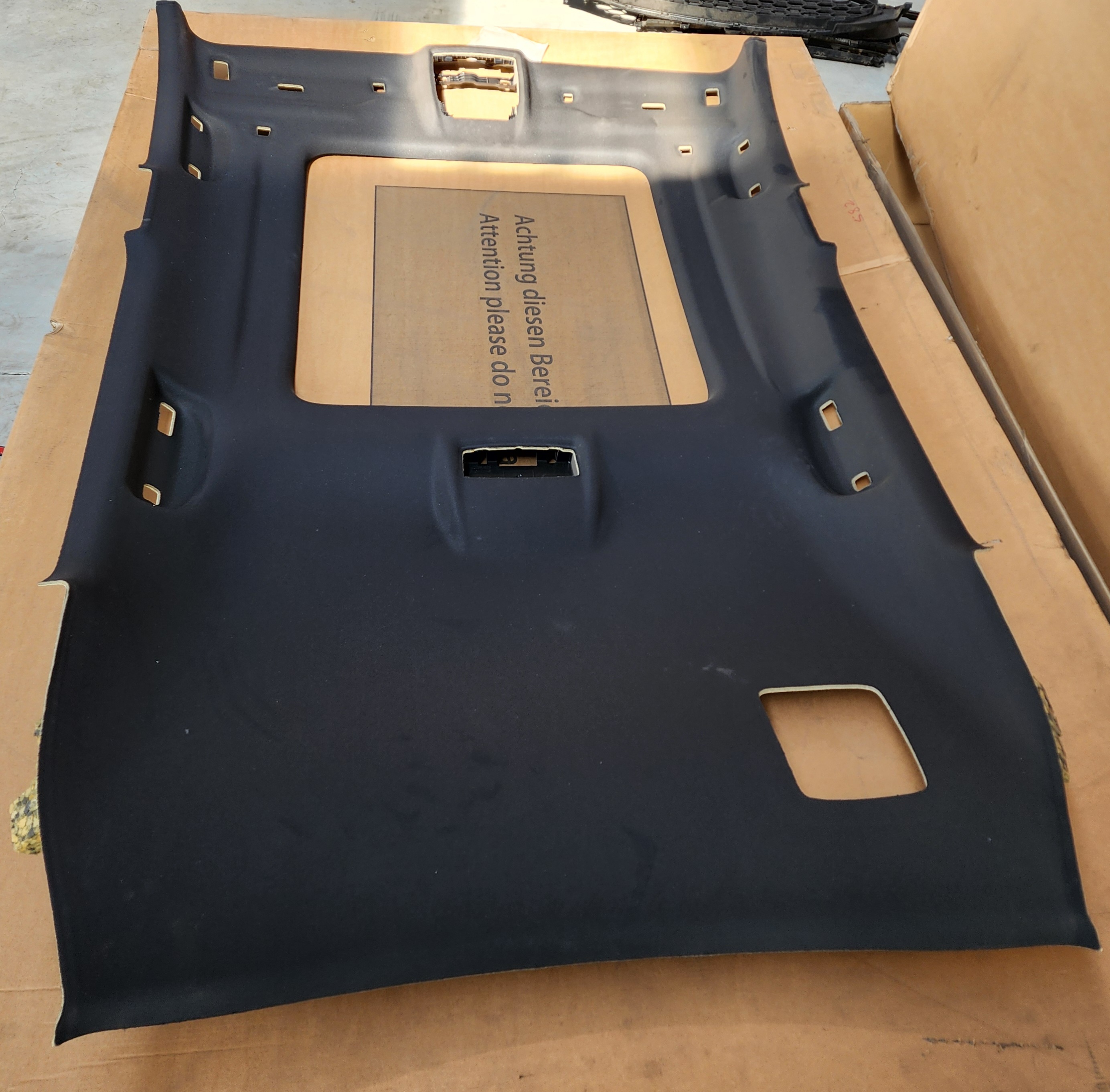 E83 X3 ROOF LINING OYSTER