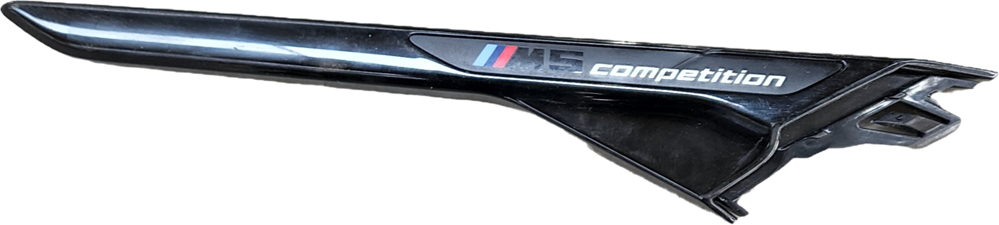 F90 M5 FENDER BADGE
