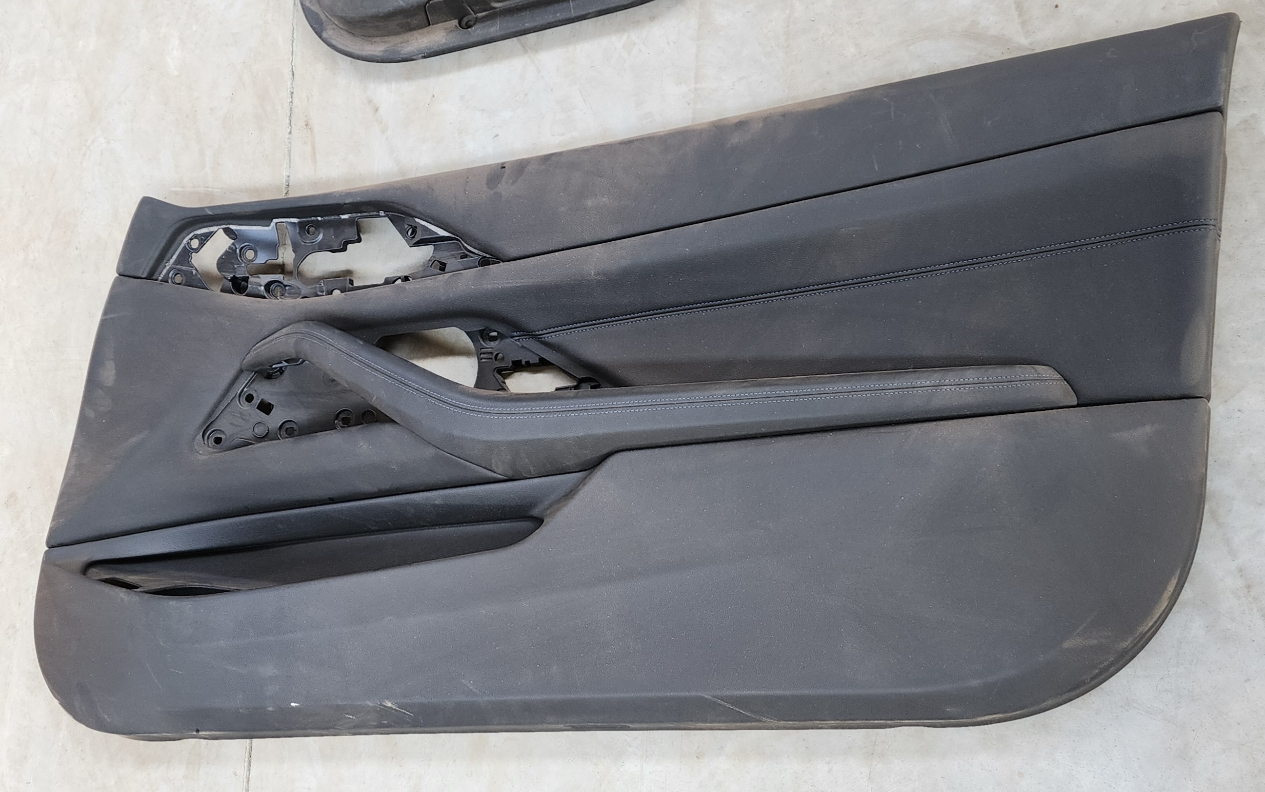 M4 G82 RIGHT FRONT DOOR PANEL