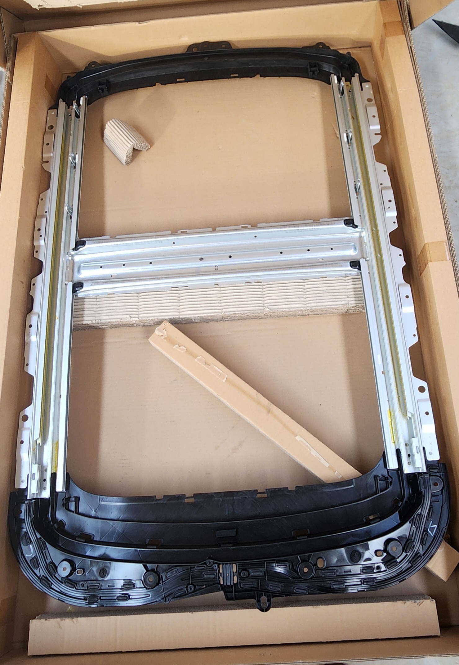 COOPER SLIDING ROOF FRAME