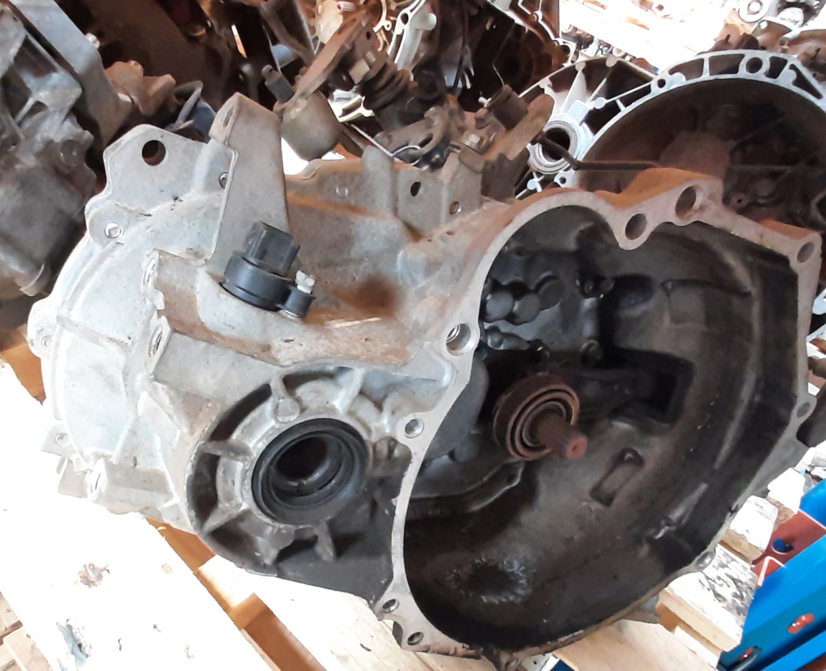 SATRIA NEO 1.6 MANUAL GEARBOX