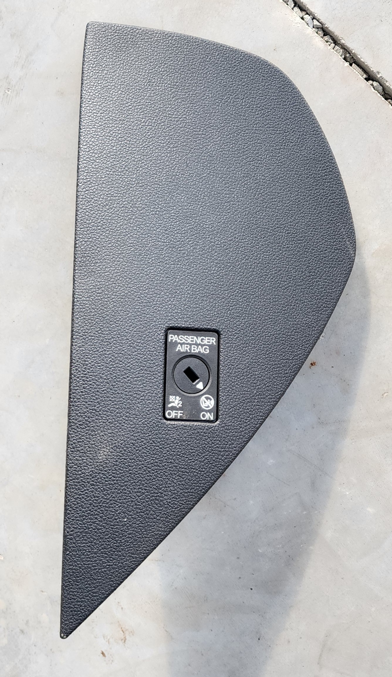 POLO MK 8/9 LEFT DASHBOARD COVER WITH AIRBAG SWITCH