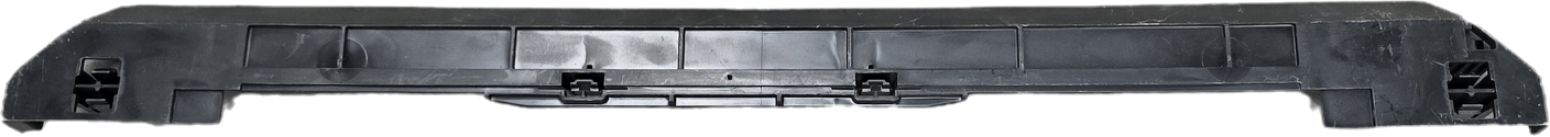X3 G01 LWR RADIATOR COVER