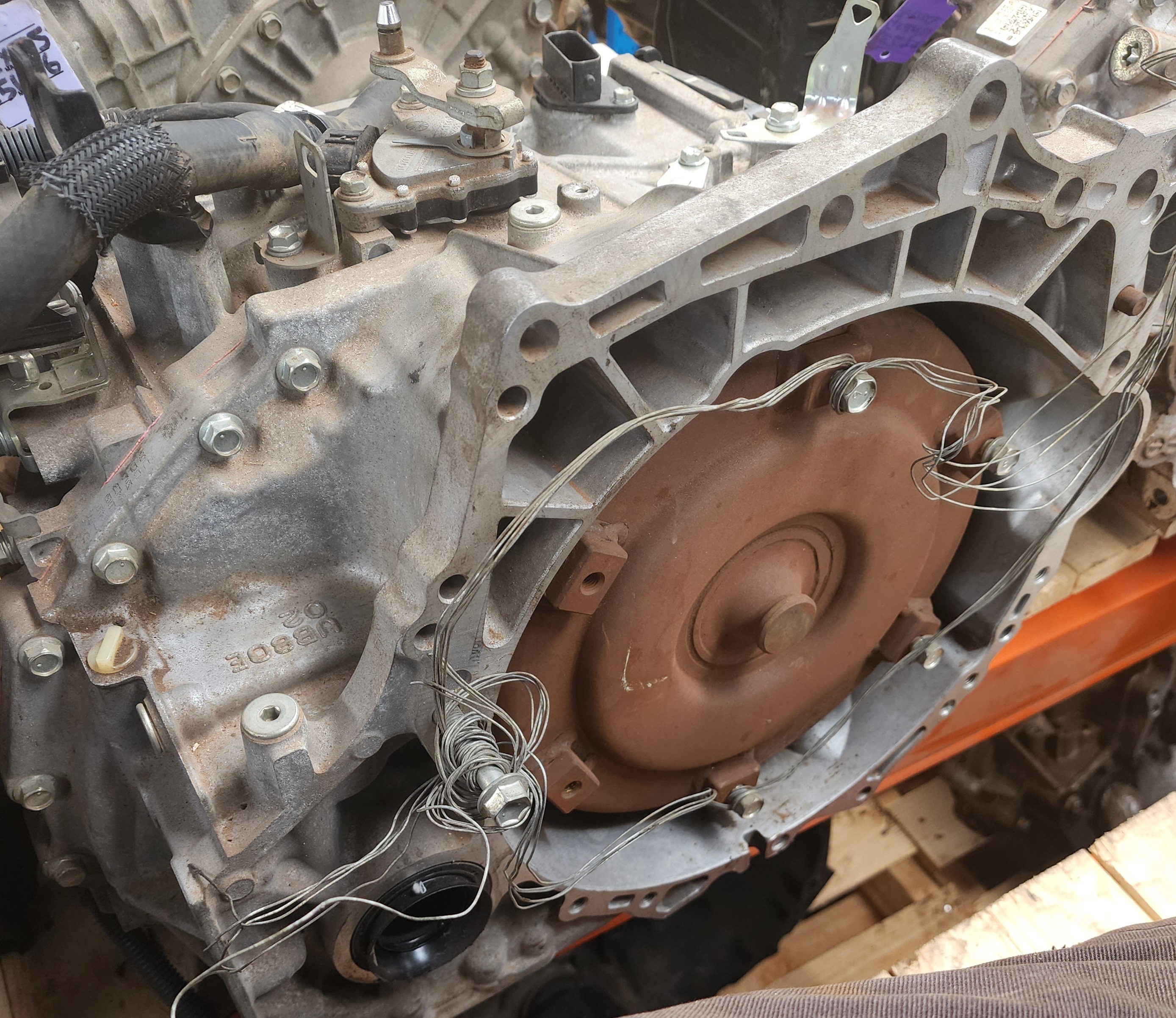 ES 250 EX Auto Gearbox