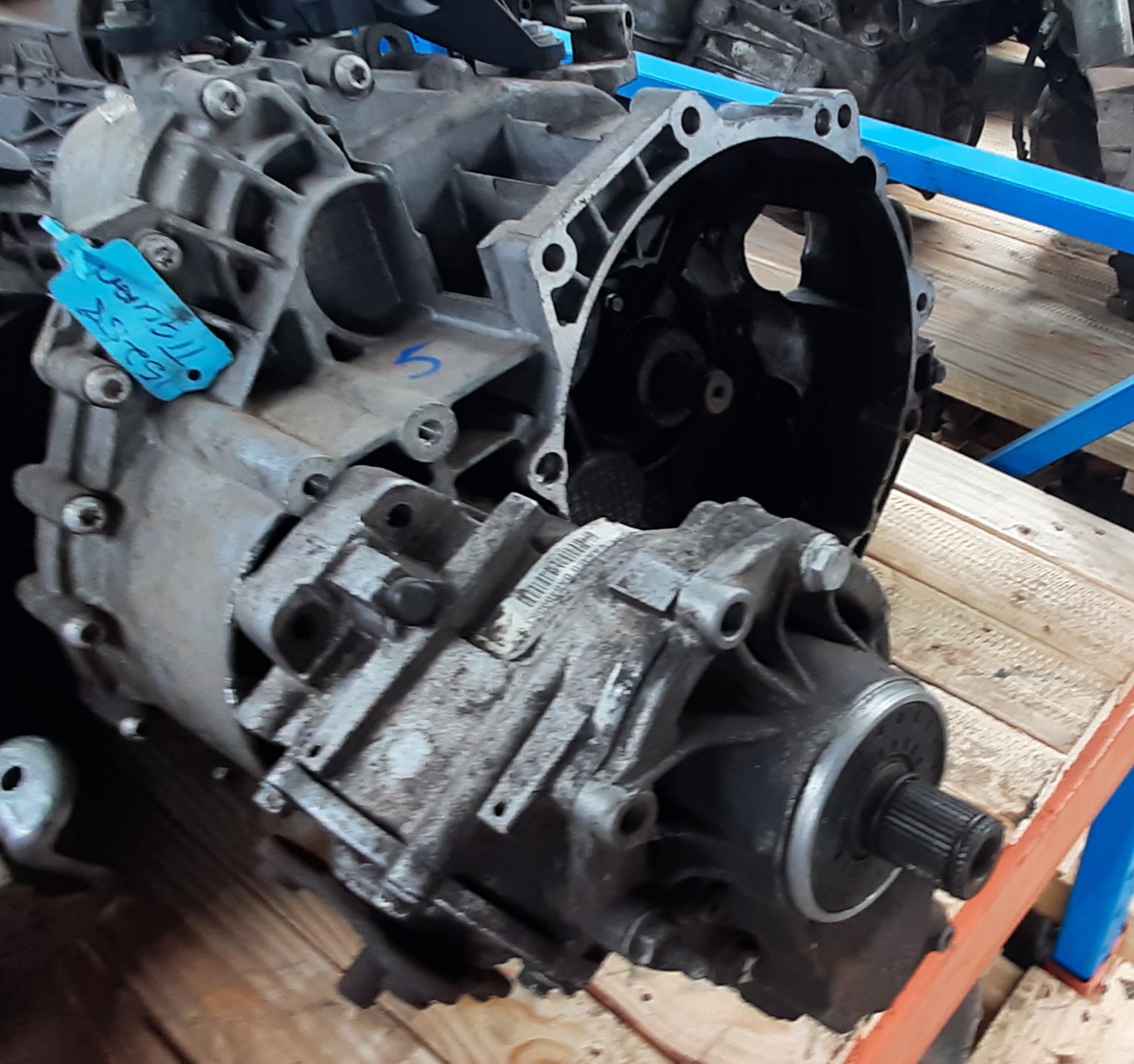 TIGUAN 2.0 TSI 4 MOTION MANUAL GEARBOX