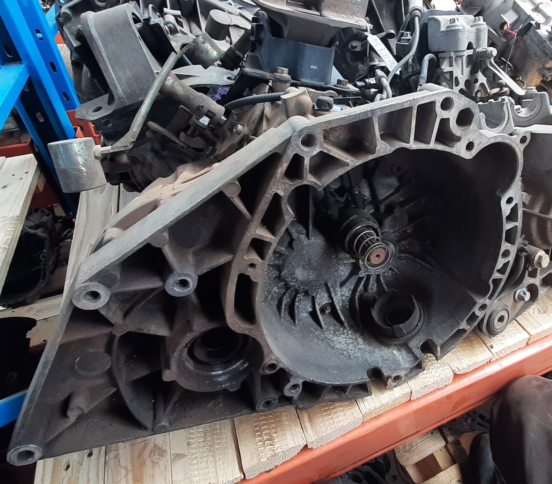 TD4 2.0 TDI MANUAL 4X4 GEARBOX