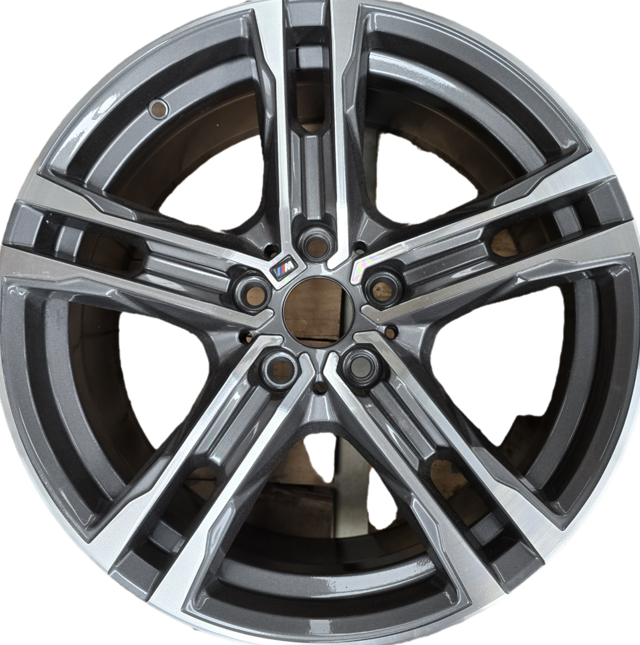 F40 F44 18” MAG RIM