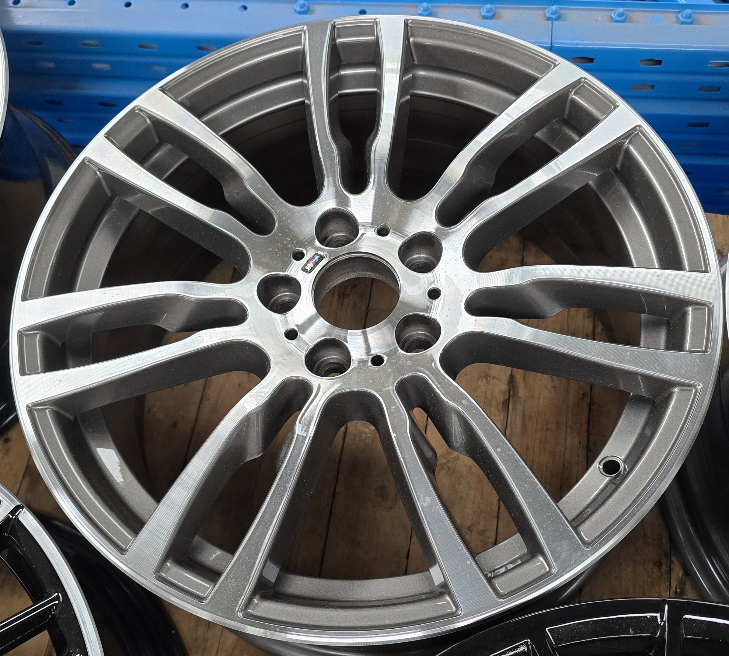 F30 MAG RIM 19”