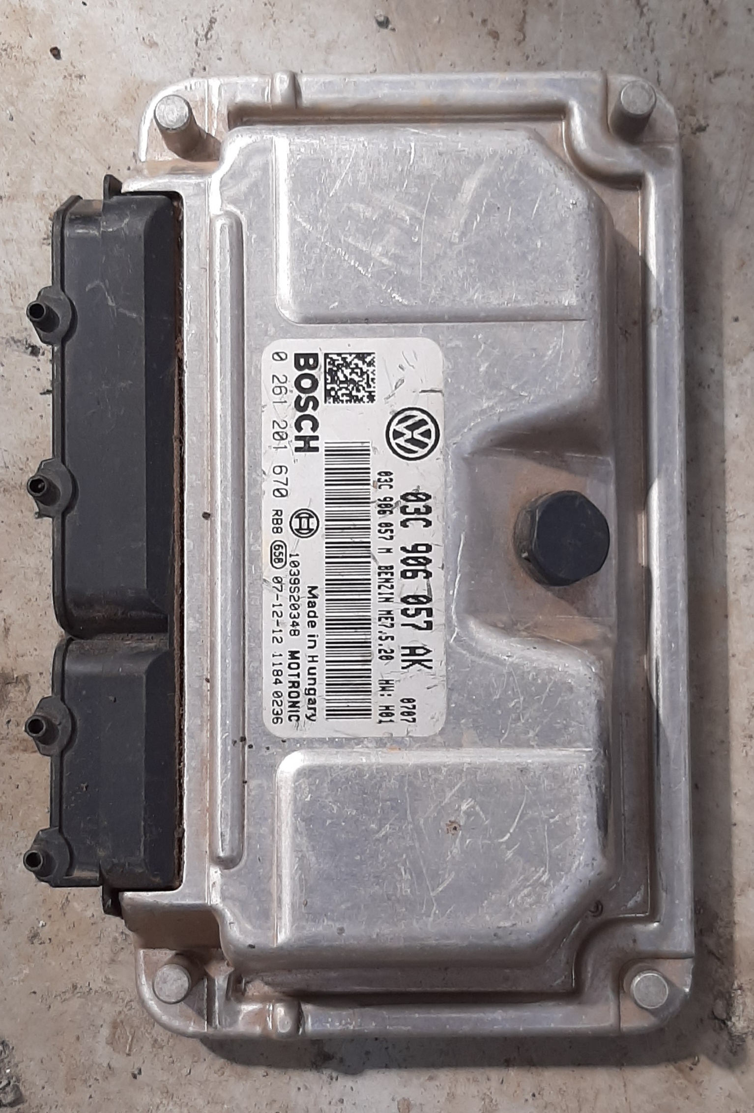 POLO 6 1.6 i ENGINE CONTROLE UNIT
