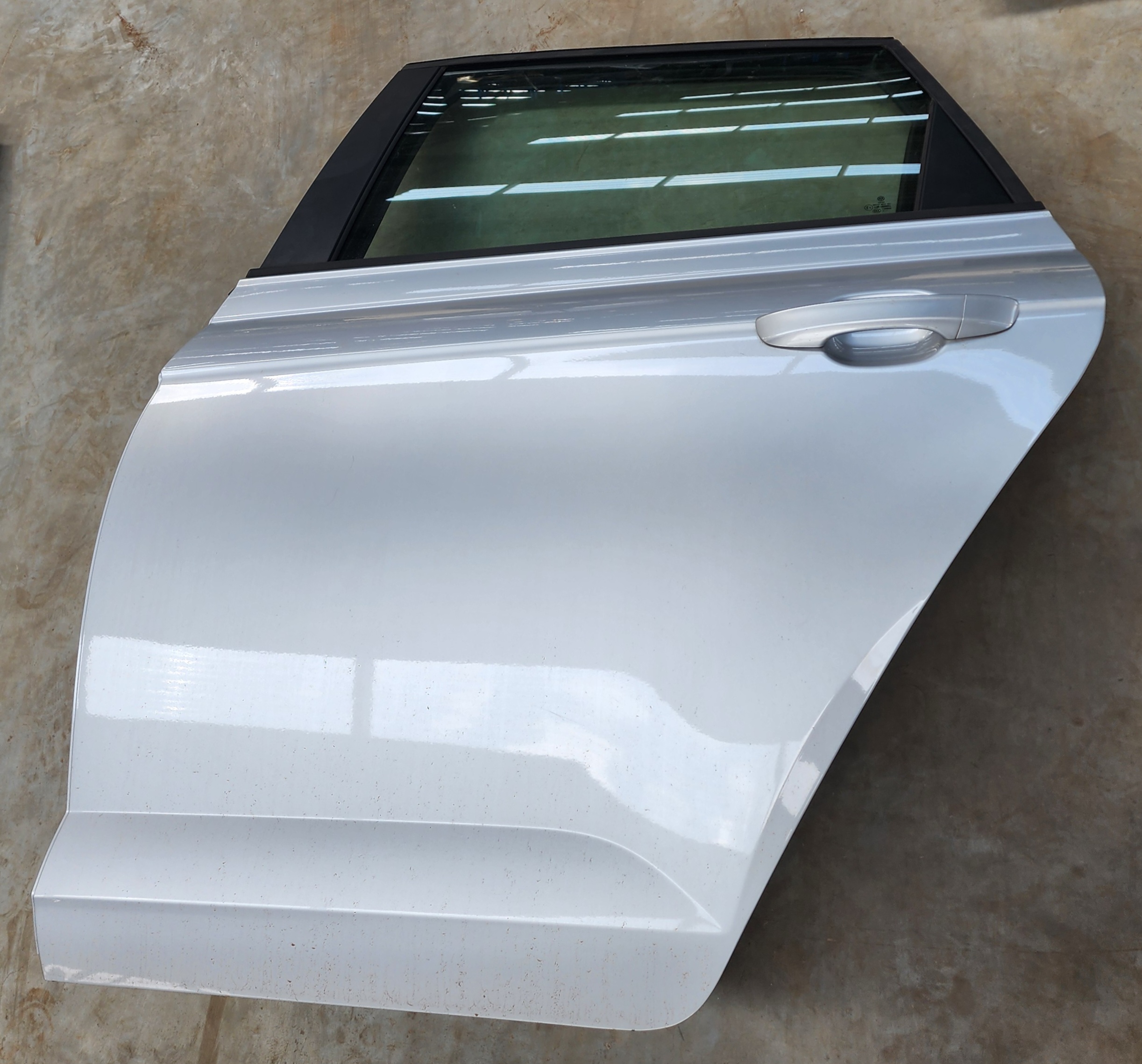 POLO MK 8/9 DOOR LEFT REAR SHELL