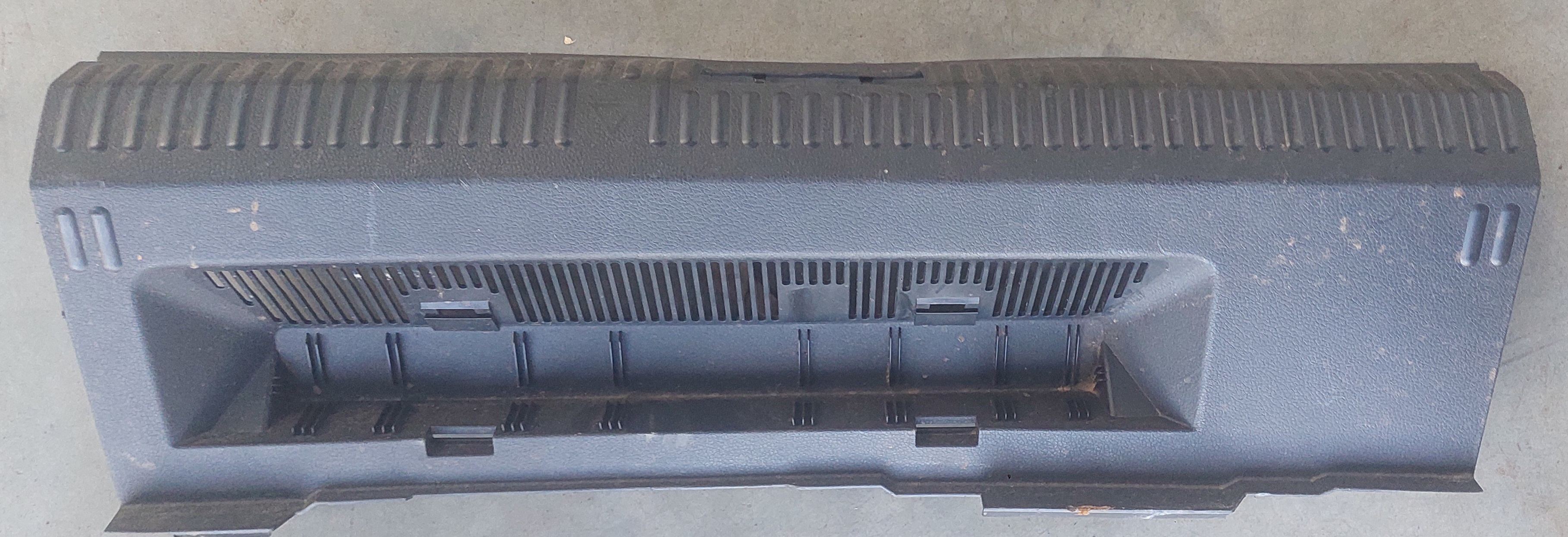 POLO 6/7/NEW VIVO INNER REAR VALANCE COVER