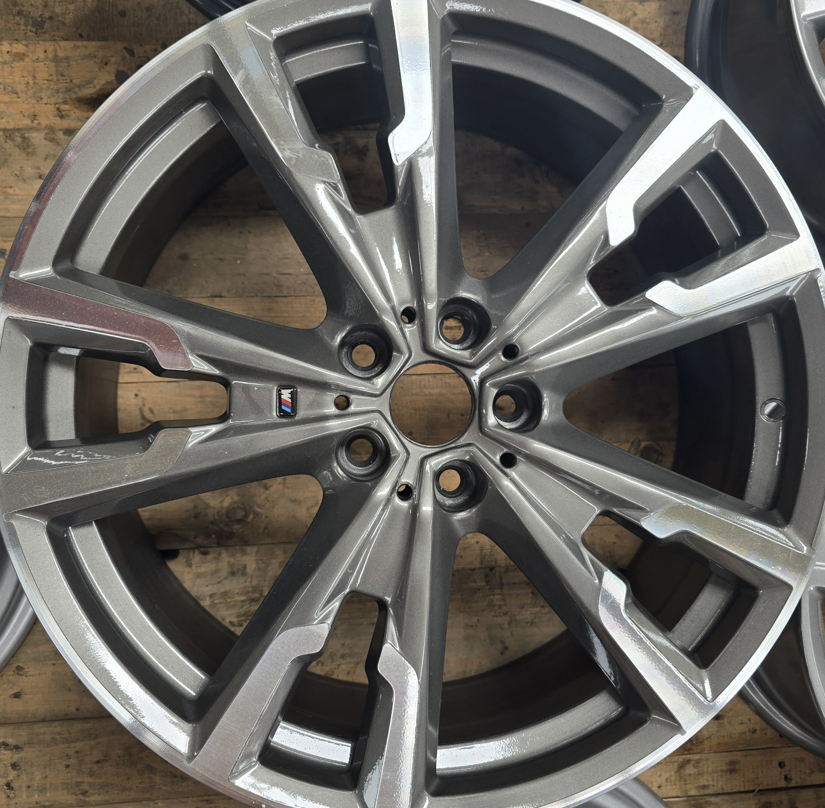 F39 X2 WHEEL RIM 20"
