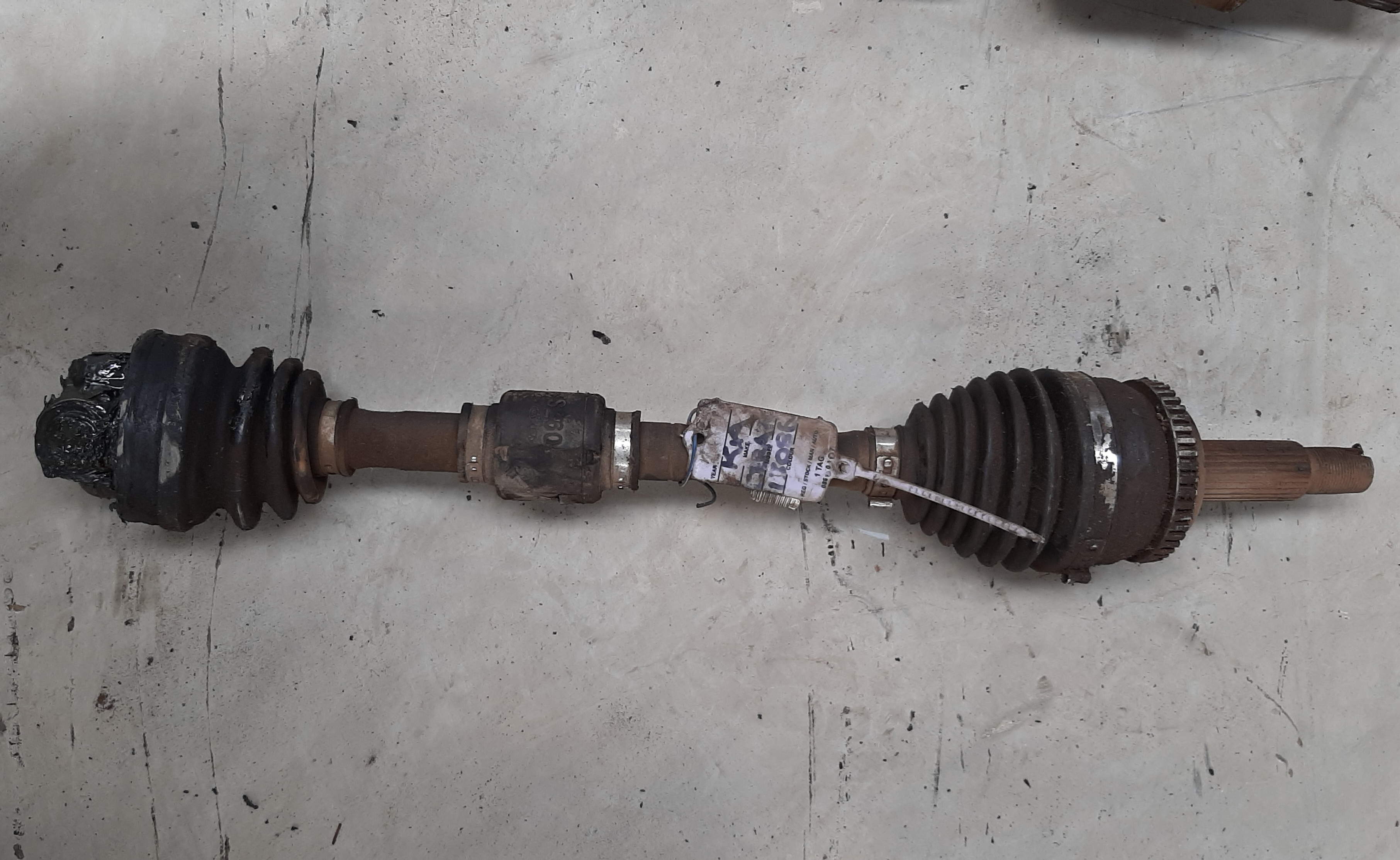 CERATO 1.6T AUTO LEFT HAND CV SHAFT COMPLETE