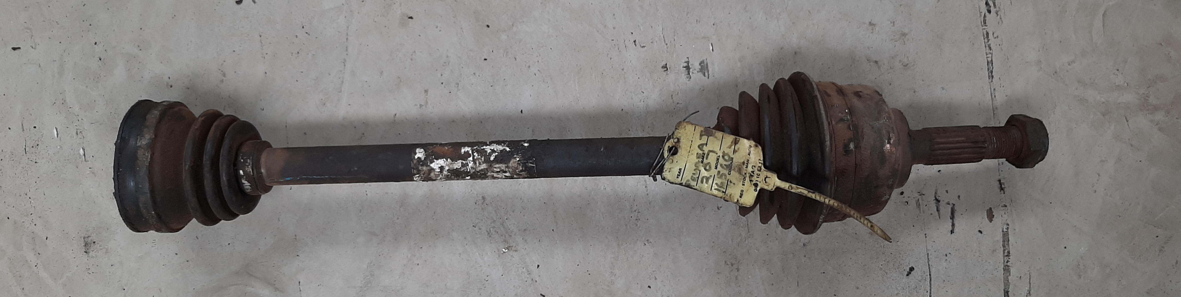 207 1.4 LEFT HAND CV SHAFT COMPLETE