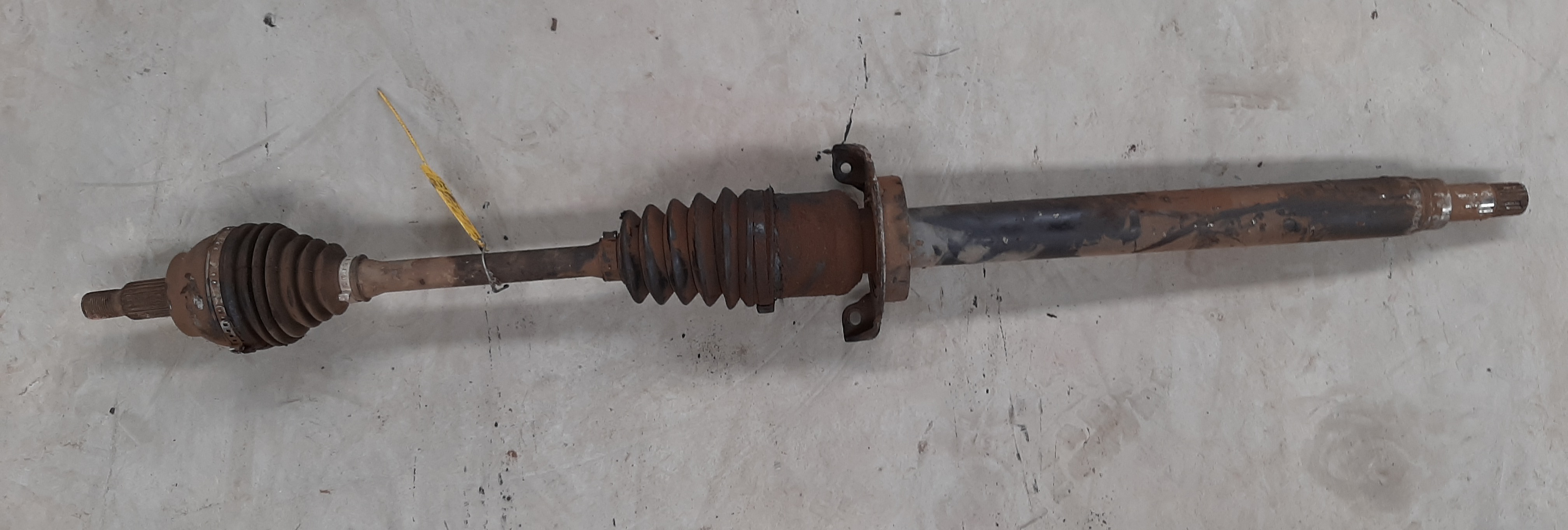 A 170 (W169) AVANT RIGHT HAND CV SHAFT COMPLETE
