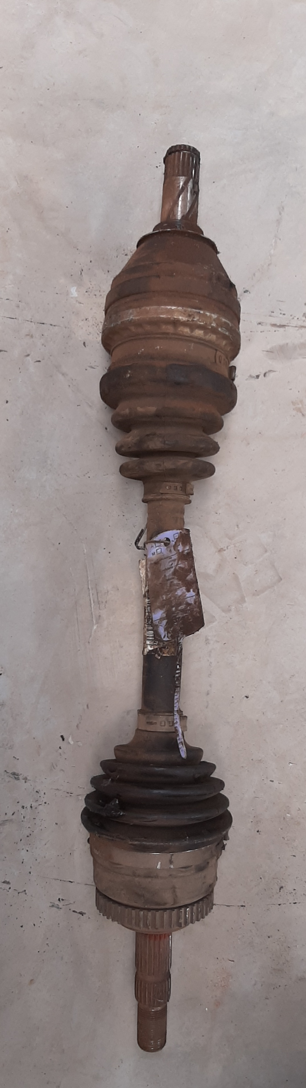 UTILITY 1.8 LEFT HAND CV SHAFT COMPLETE