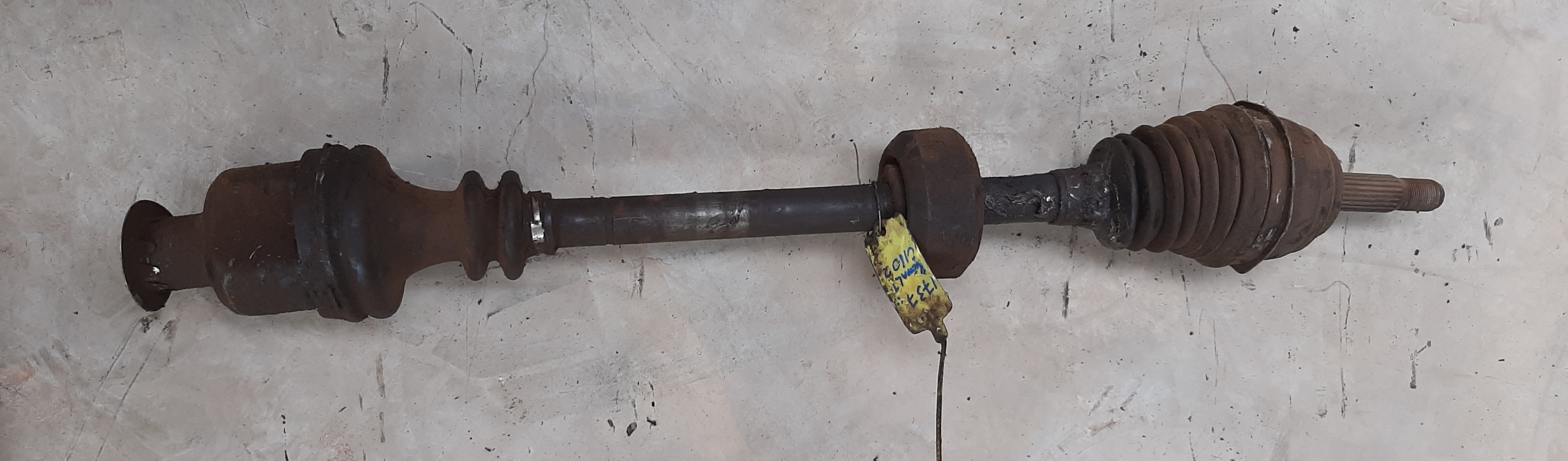 CLIO 2 1.4 LEFT HAND CV SHAFT COMPLETE