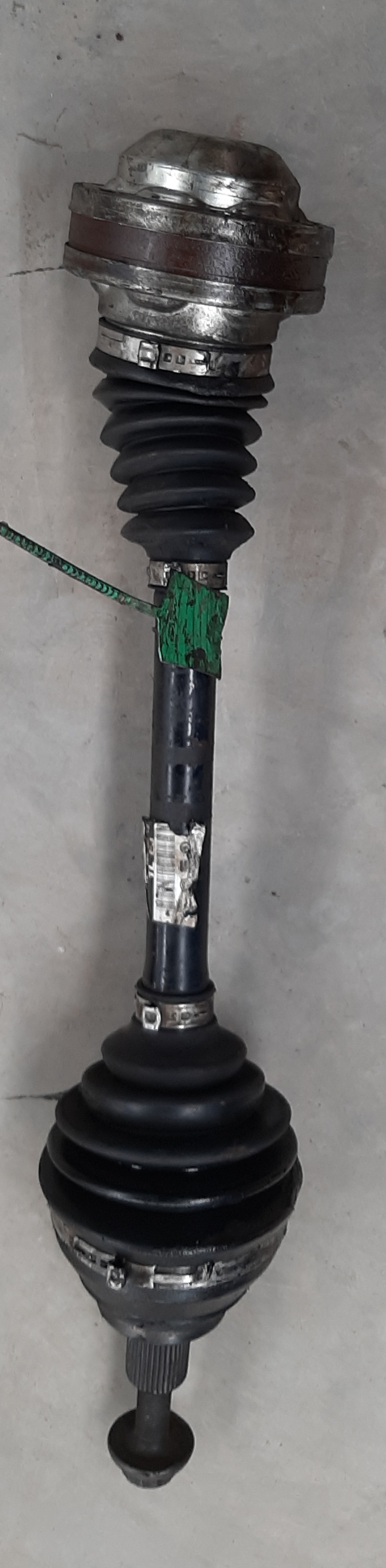 AUDI A3 1.8T LEFT HAND CV SHAFT COMPLETE