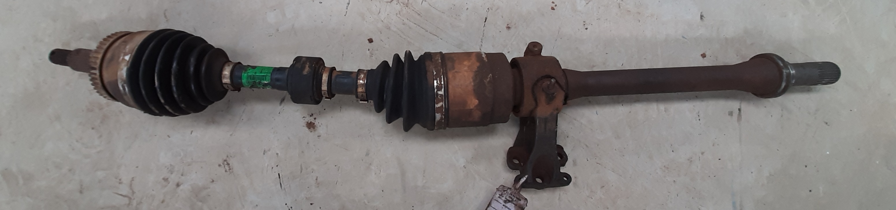 AZERA 3.3 V6 RIGHT HAND CV SHAFT COMPLETE
