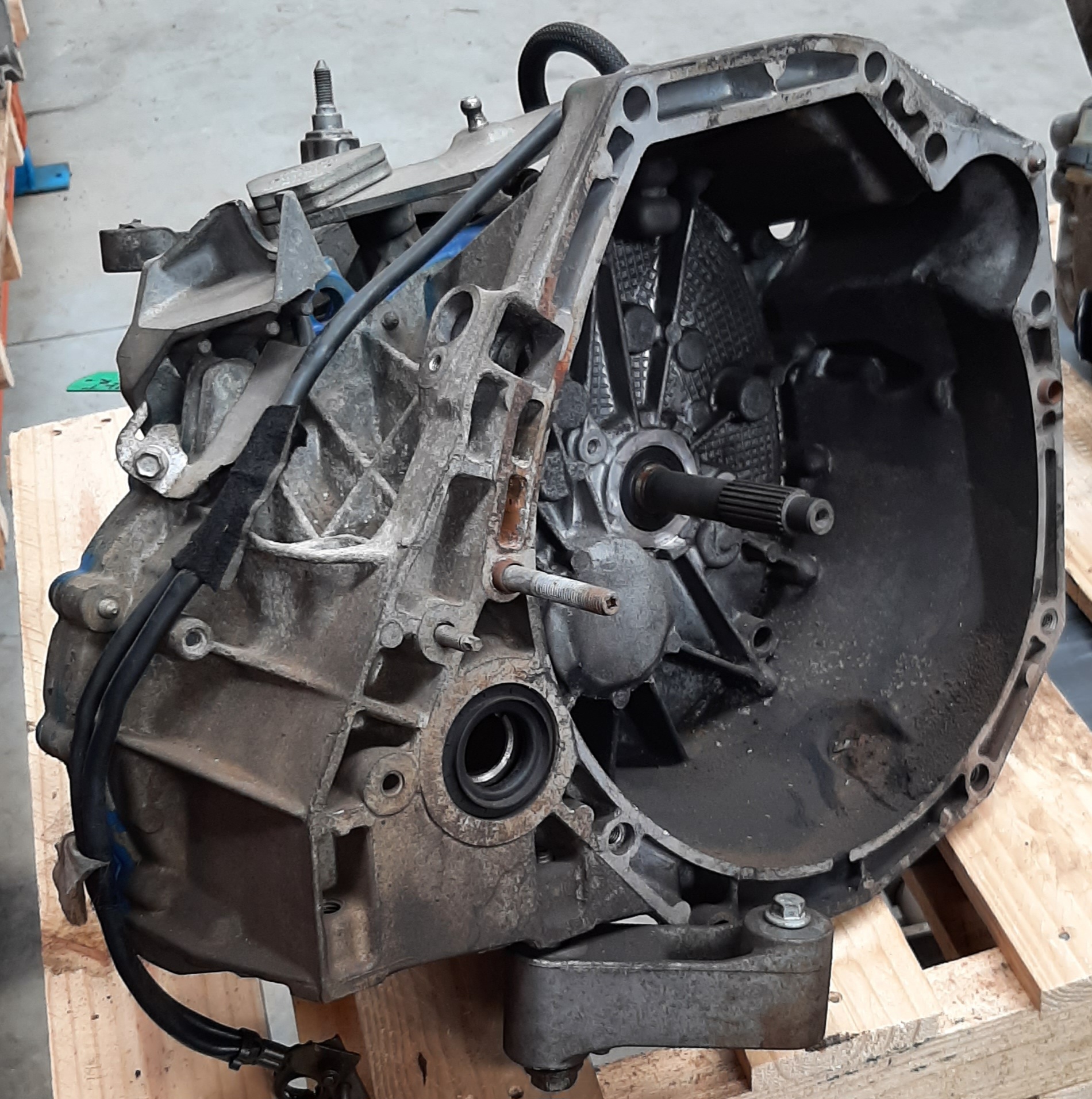 DUSTER 1.5 DCI MANUAL GEARBOX
