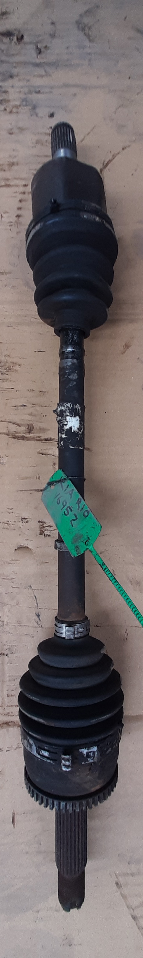 RIO 1.4 LEFT HAND CV SHAFT COMPLETE