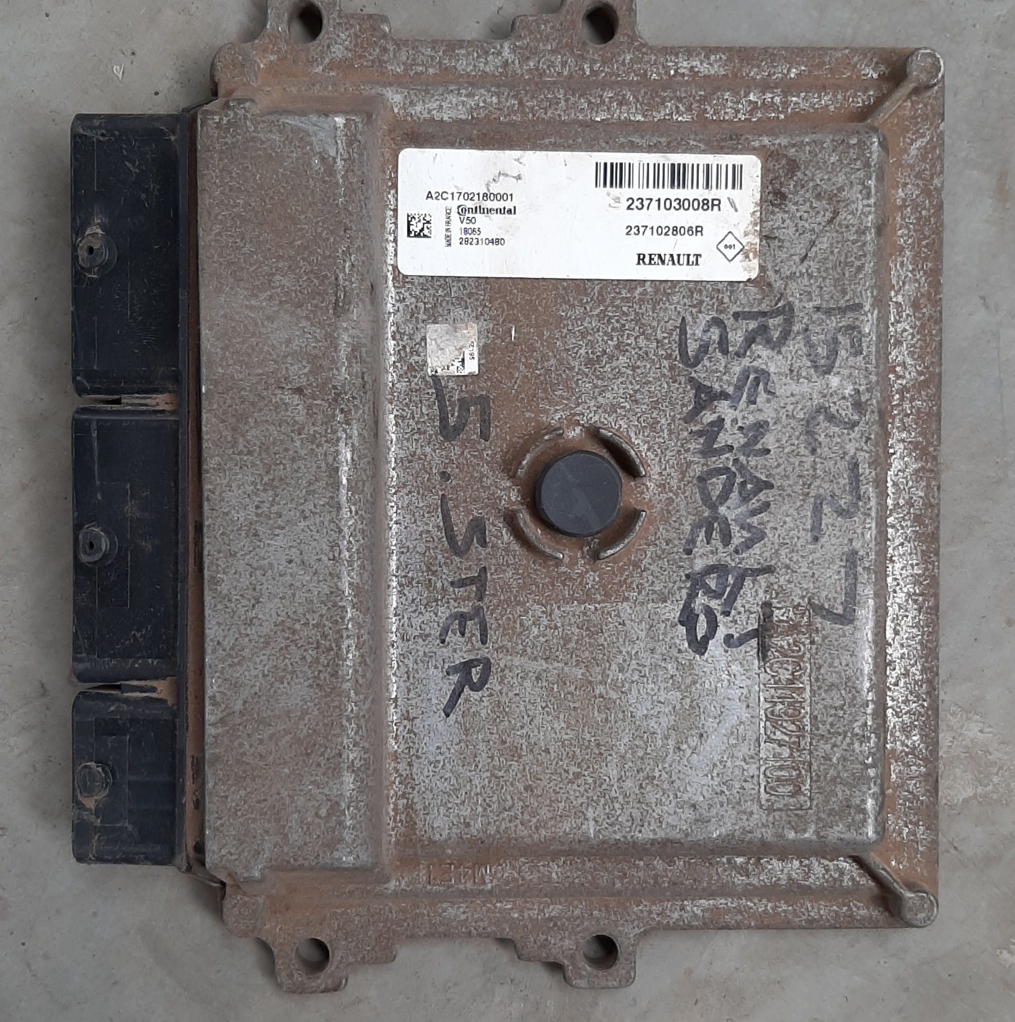 SANDERO 900T ENGINE CONTROL UNIT