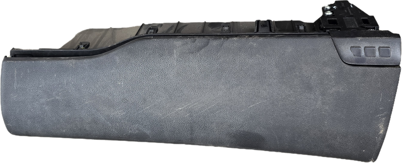 TRIBER UPPER GLOVE BOX