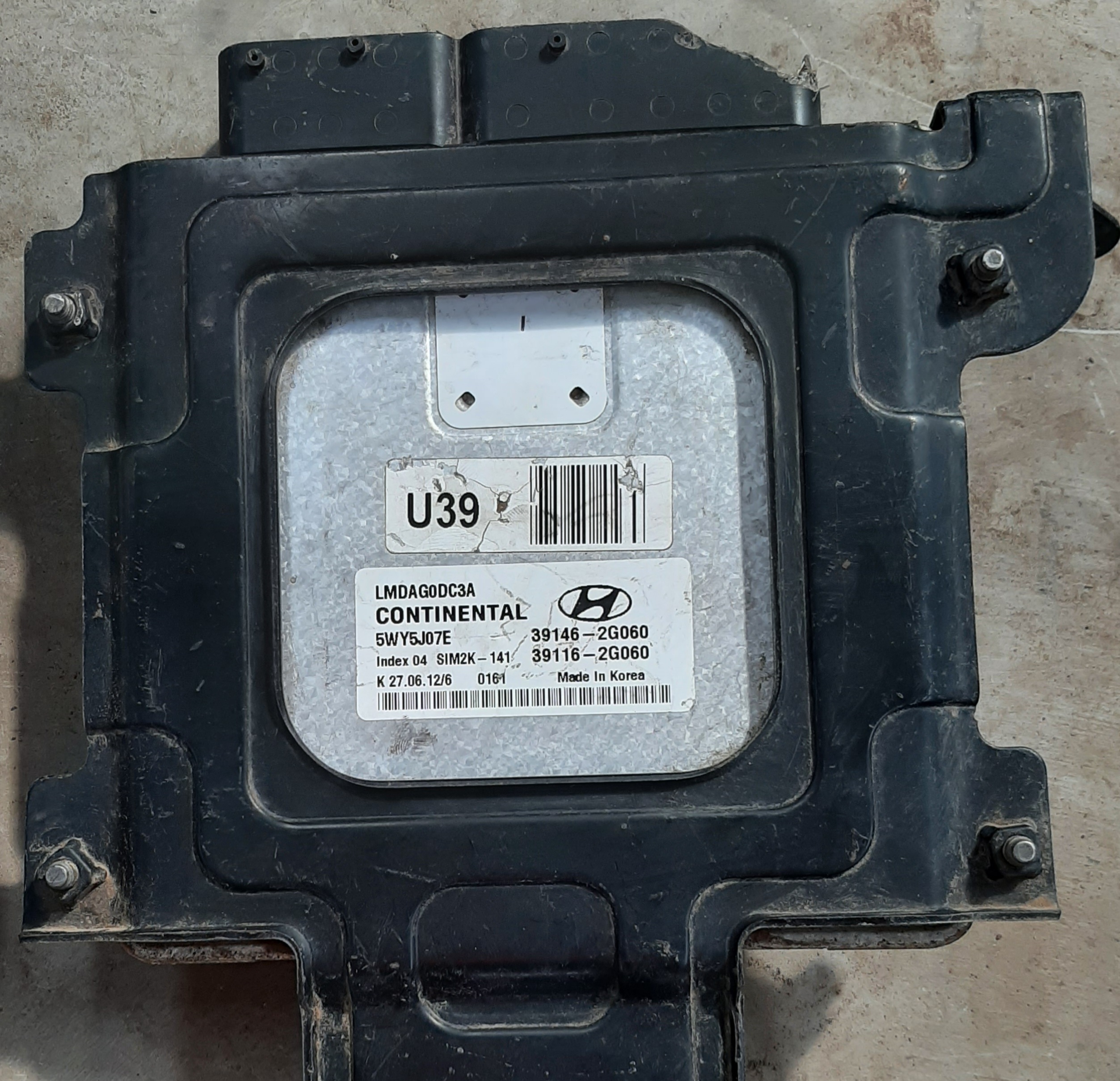 TUCSON 2.0 GLS ENGINE CONTROL UNIT