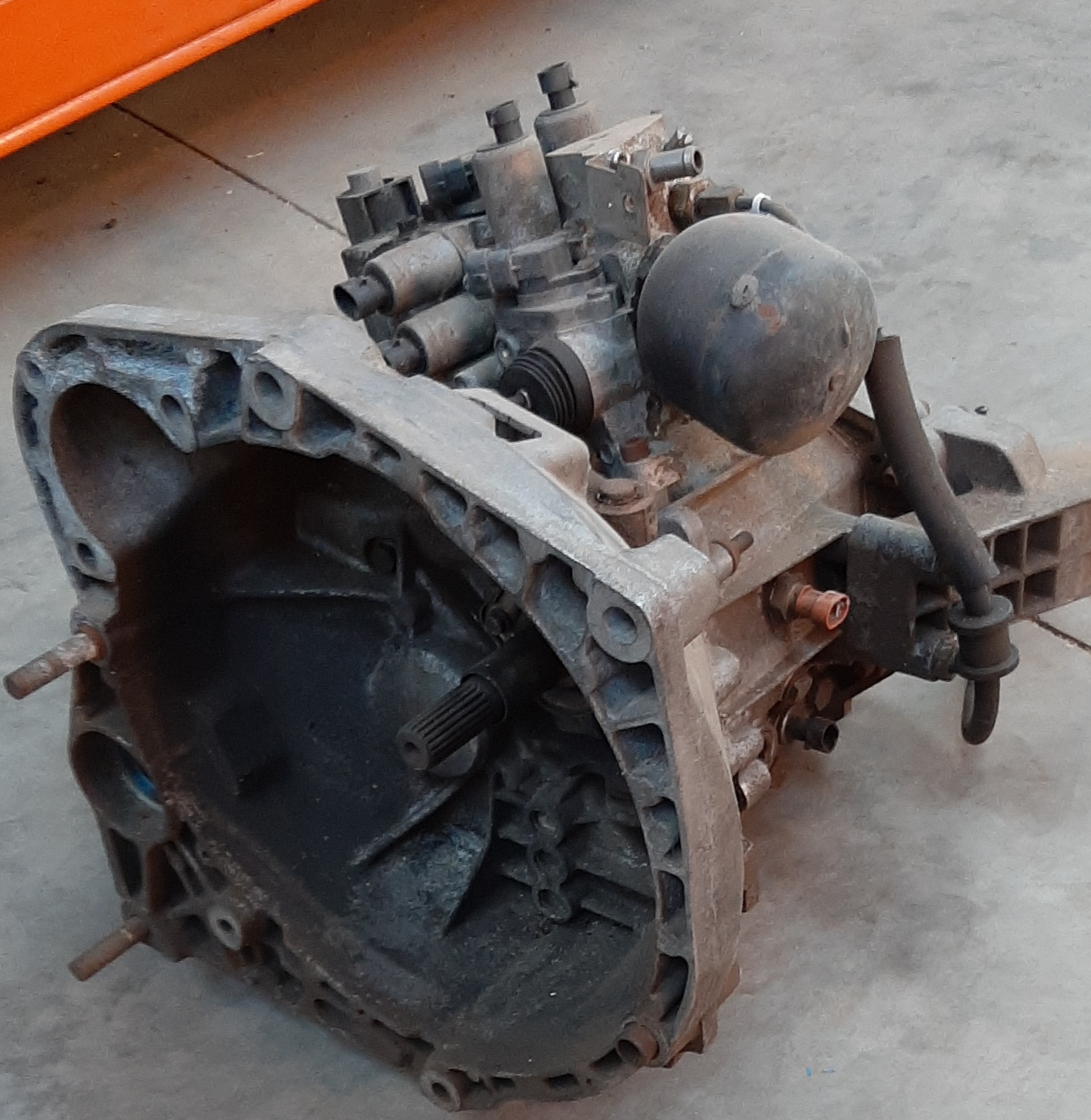 147 1.6 SELESPEED GEARBOX