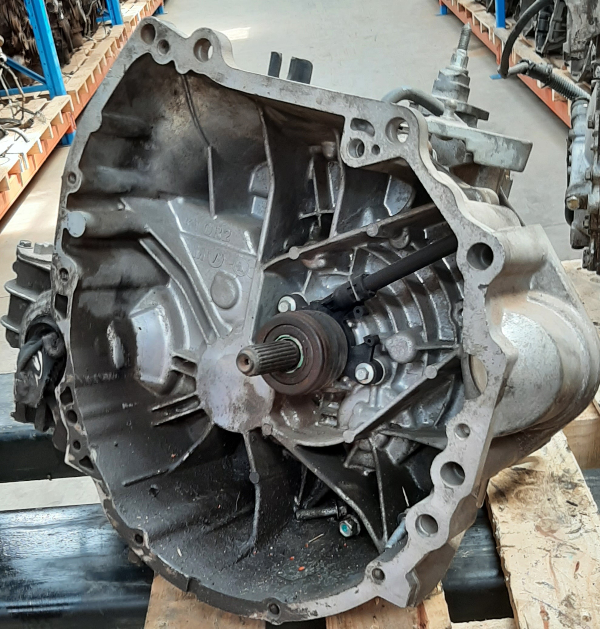 KOLEOS 2.5 MANUAL GEARBOX