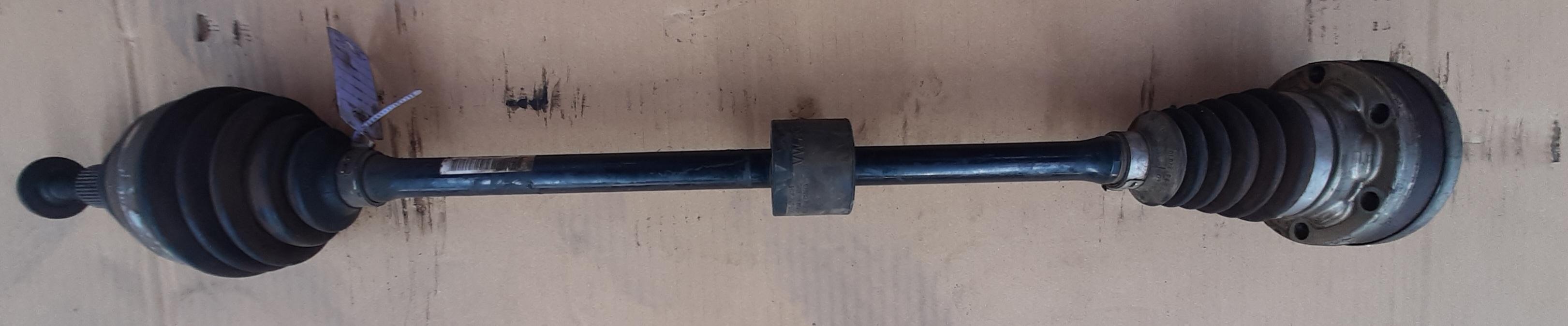 Q3 2.0 TFSI RHS CV SHAFT COMPLETE