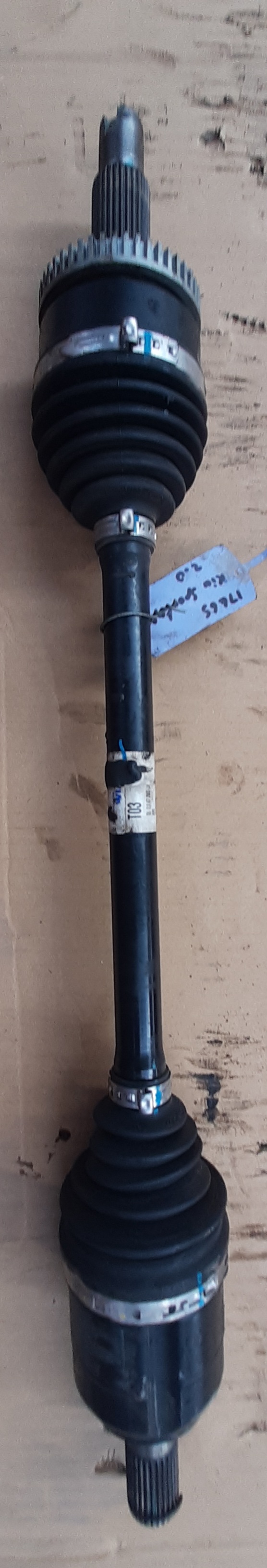 SPORTAGE 2.0 AUTO LEFT HAND CV SHAFT COMPLETE