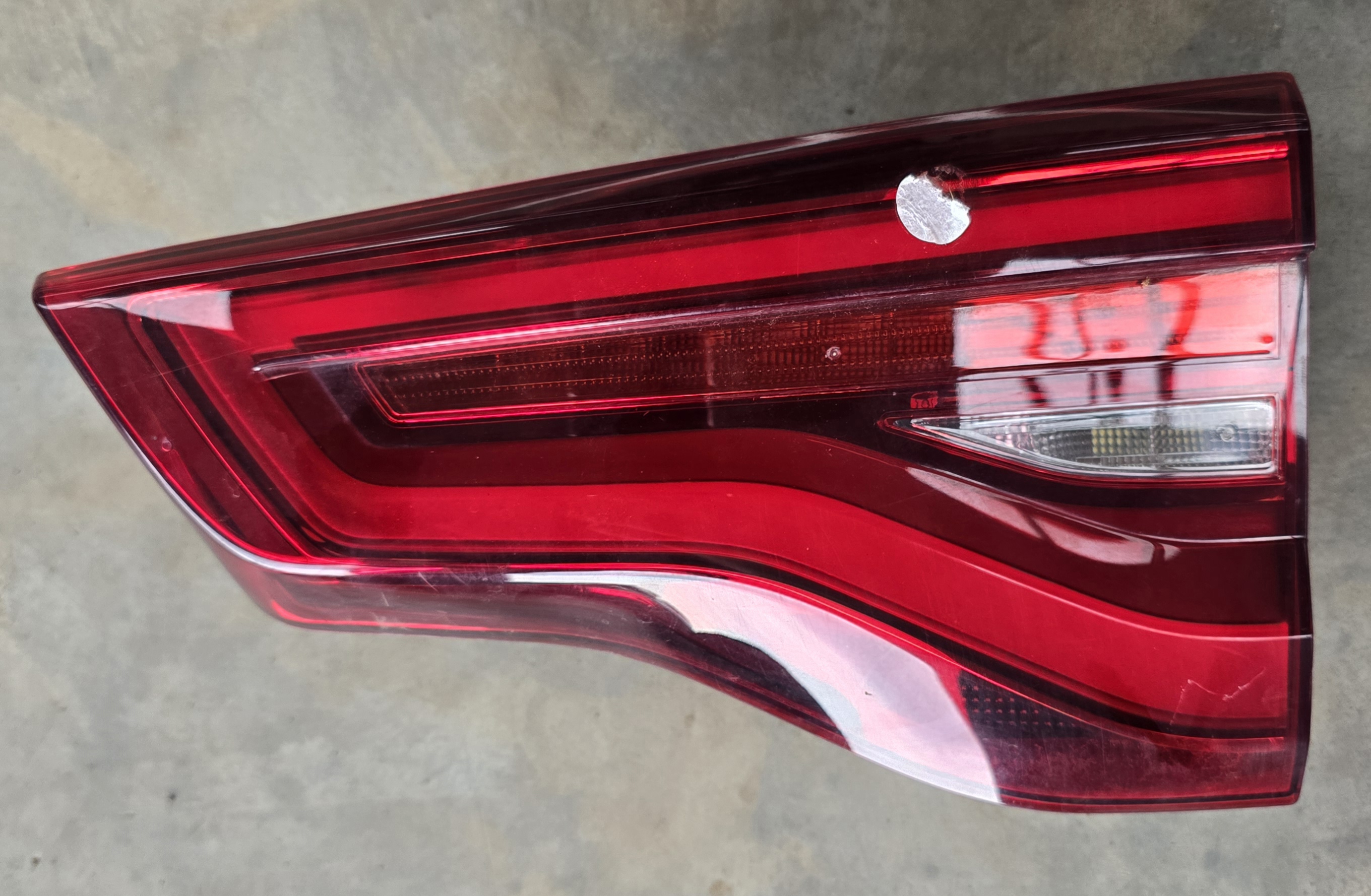 X3 G01 RIGHT INNER TAILLAMP