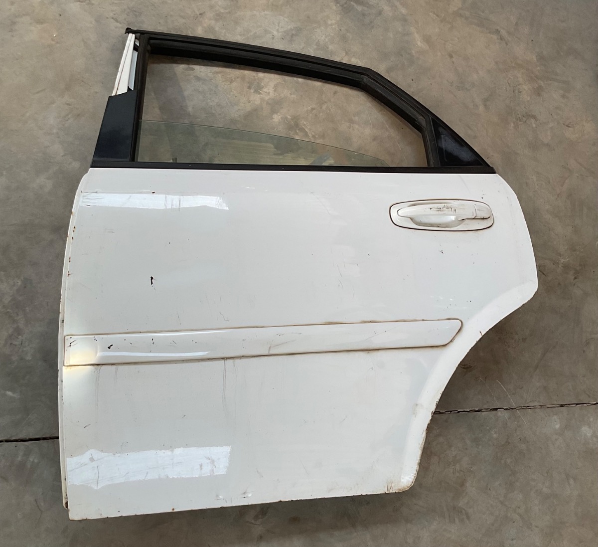 OPTRA LEFT REAR DOOR SHELL