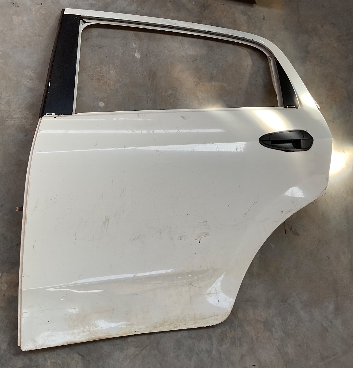 FIAT PUNTO LEFT REAR DOOR SHELL