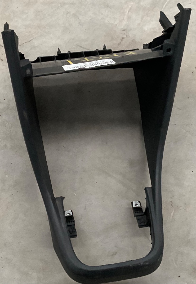 POLO 6/7 CENTRE CONSOLE GEAR LEVER