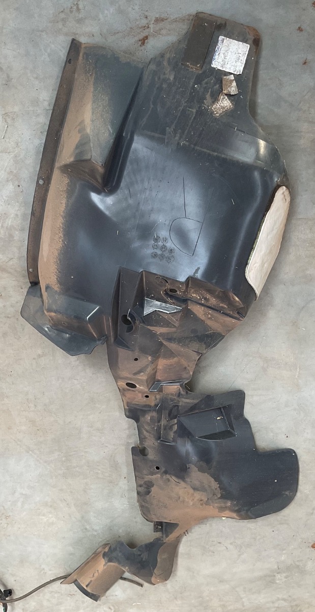 JEEP WRANGLER UNLIMITED RUBICON RIGHT FRONT FENDER LINER
