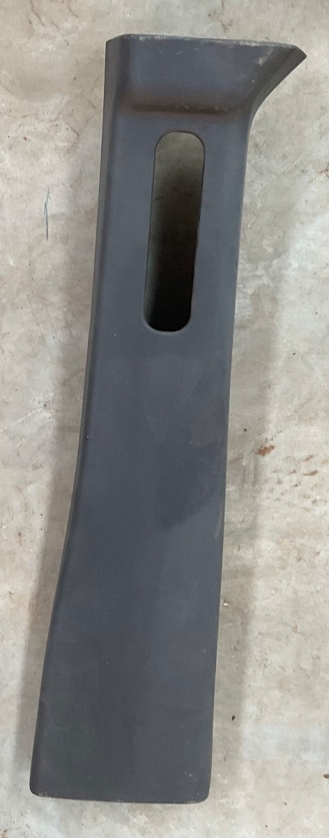 JEEP WRANGLER UNLIMITED RUBICON RIGHT UPPER B PANNEL TRIM